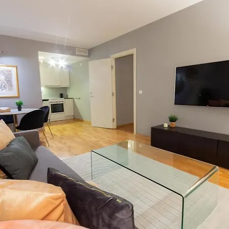 Apartament Downtown 24-7 Check In